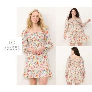LC Lauren Conrad Floral Smocked Puff Bishop Sleeves Tie Cuffs Lined Dress Sz XS